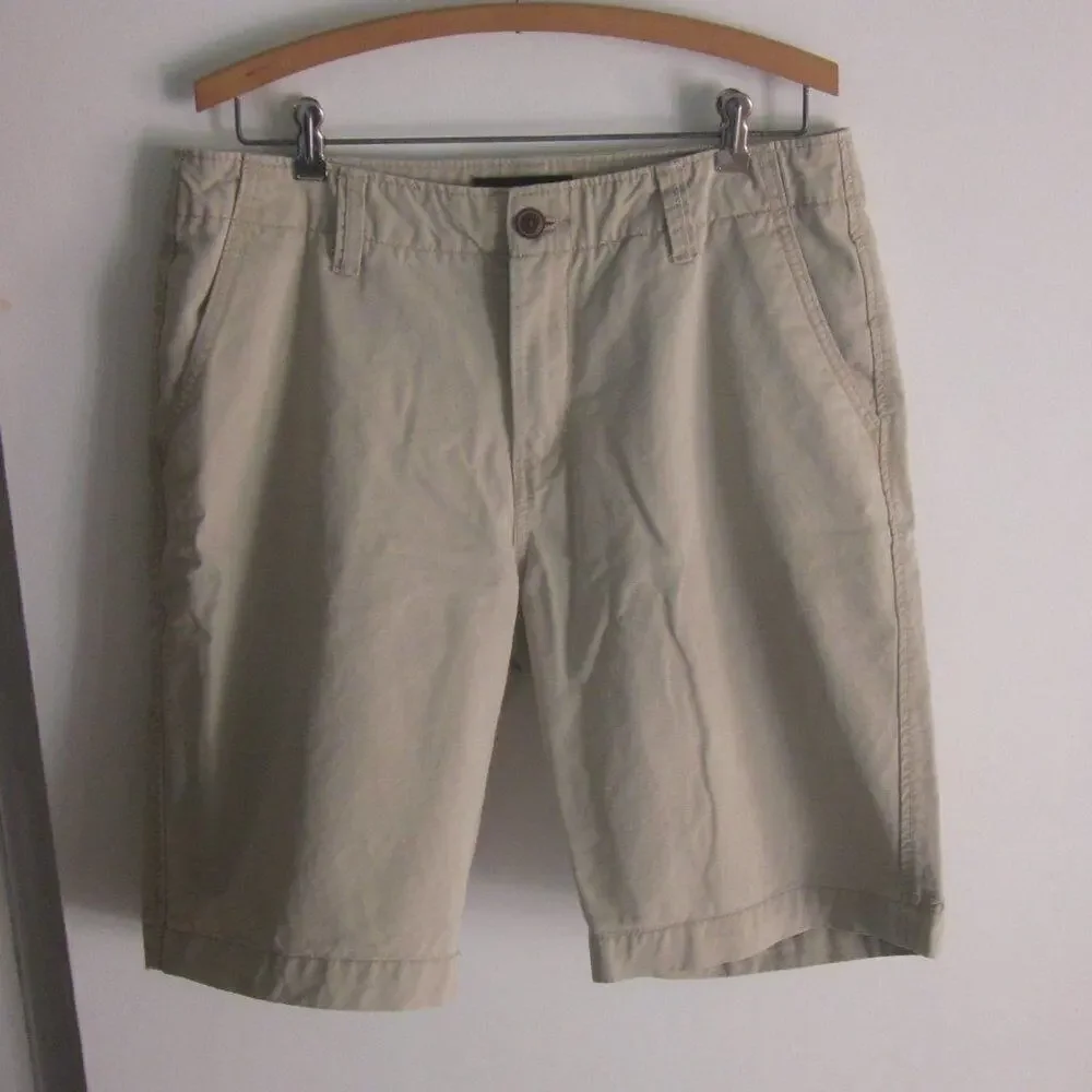 Aeropostale Classic Tan Cotton Chino Shorts Mens Size 32 With 10.5' Inseam